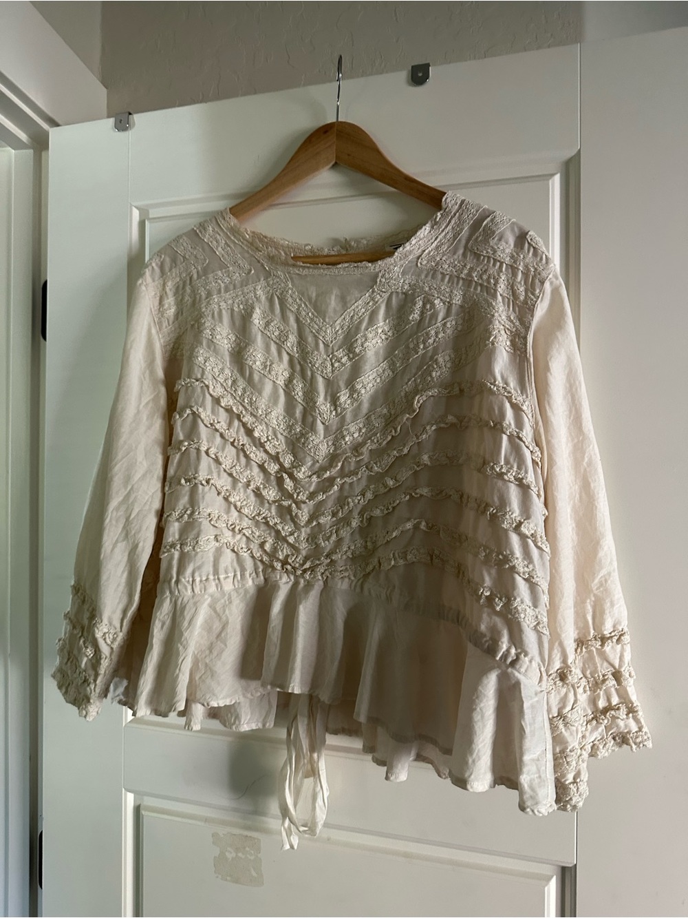Magnolia Pearl Cream Ruffled Boho Peasant Top
